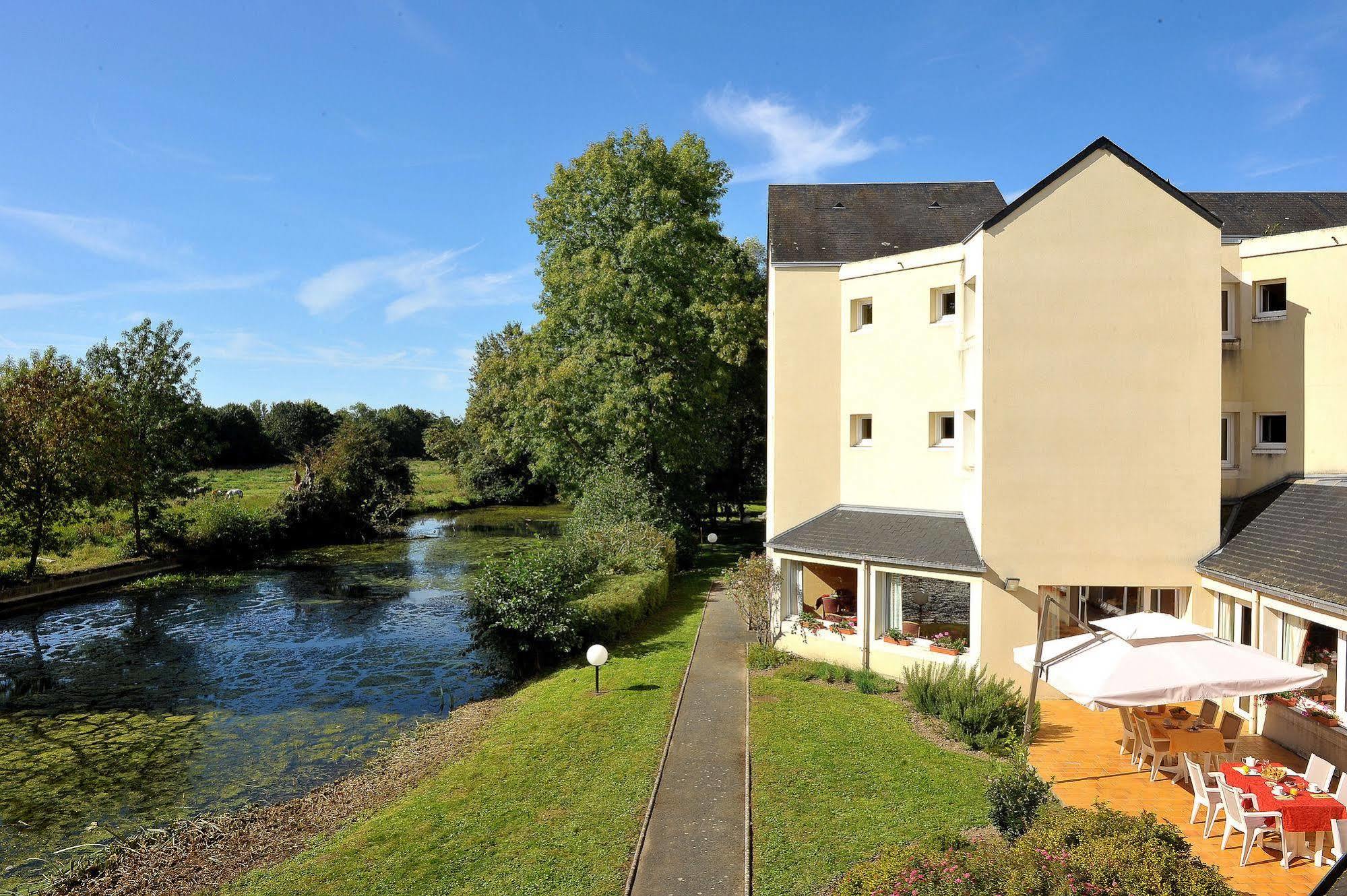 Logis Hotel Le Relais Du Moulin Valencay Ngoại thất bức ảnh